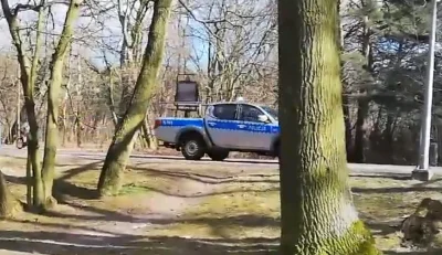 Rabusek - Policja w Gdańsku puszcza komunikaty z prośbą o zostanie w domu


#polsk...