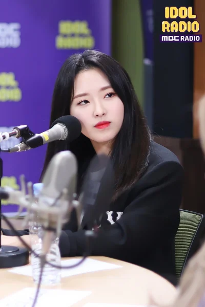 XKHYCCB2dX - #oliviahye #loona 
#koreanka