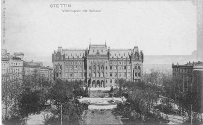 SzycheU - Viktoriaplatz (obecnie plac Stefana Batorego) oraz Czerwony Ratusz ,1902 ro...