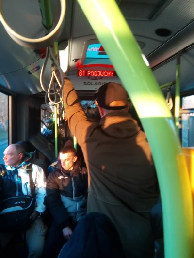 rafallubonski - Szczecin linia 61 godzina 7 rano DZISIAJ - około 120 osób w autobusie...