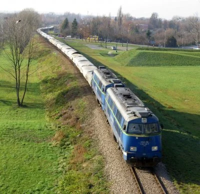 pronter - Jak ja szanuję PKP Cargo. Nie to co te zniewieściałe Intercity. Ojej, ale t...