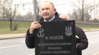 no_49 - tak samo jak Walczak z Ząbek co zasłużył się stawiając pomniki dostał pracę w...