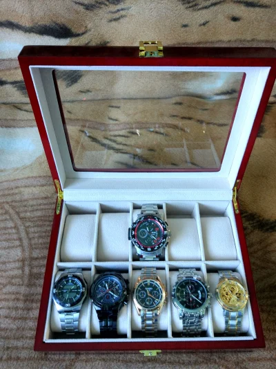Hatam - @czajnapl: podziwiam swoją kolekcję zegarków, a jak się znudzę, to chwilę odp...