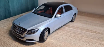 Nadinspektor - Dzisiaj przedstawiam model Mercedes-Maybach S600 w skali 1:18 firmy Au...