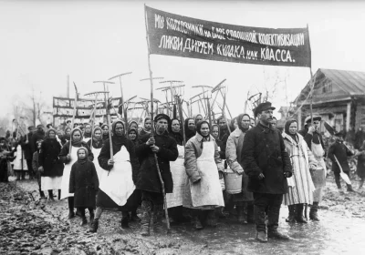 Z.....y - Radzieccy kołchoźnicy manifestują oddanie sprawie kolektywizacji i walki kl...