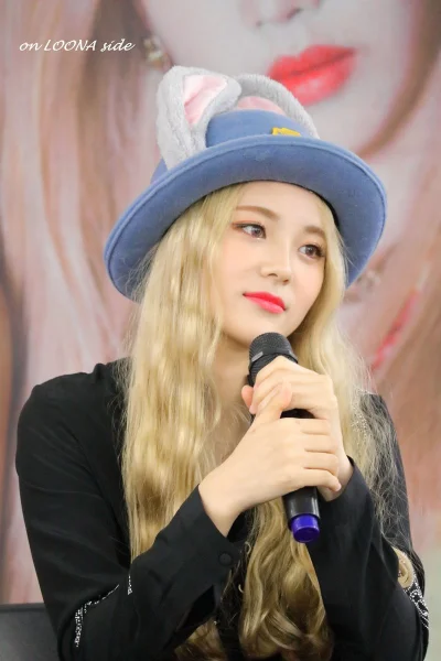 XKHYCCB2dX - #jinsoul #loona 
#koreanka