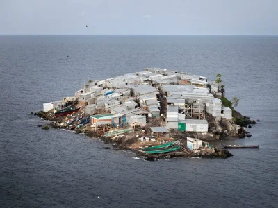 F.....x - #ocean #wyspa #fotografia #swiat #ludzie #geografia Wyspa Migingo, populacj...