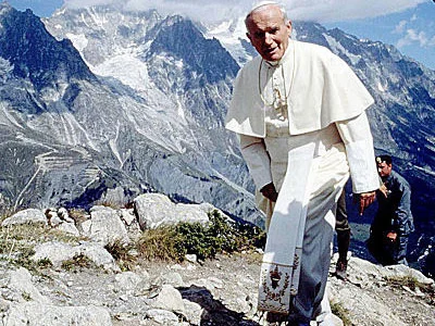S.....a - @JanParowka: Jaki piękny górol tam stoi z tyłu, Święty Papież góry kochał, ...