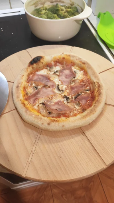 masqu88 - #pizza #ferrari #niewiemjaktootagowac #handmade #gotujzwykopem