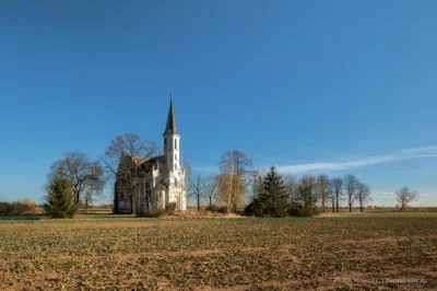 DzikWesolek - Gdzieś koło Nysy jest też taki kościół w środku pól. Nie byłem w nim ni...