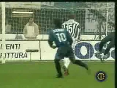Nirin - Piłkarskie gimby nie znajo! Dwa gole Seedorfa (Inter) przeciwko Juventusowi.
...