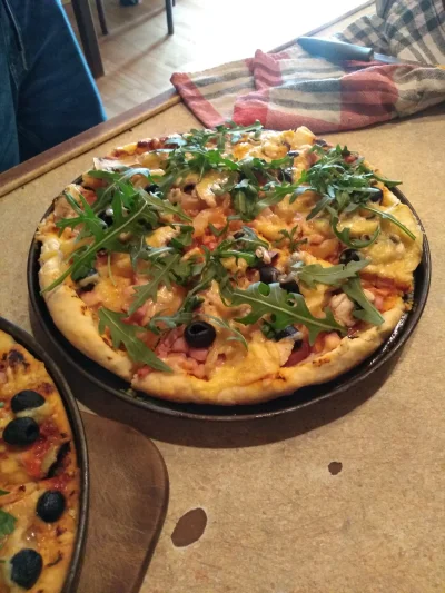 iwas_55 - Dziś na obiadek taka pizzę zrobiłam dla #niebieski #pizza #jedzenie #gotujz...