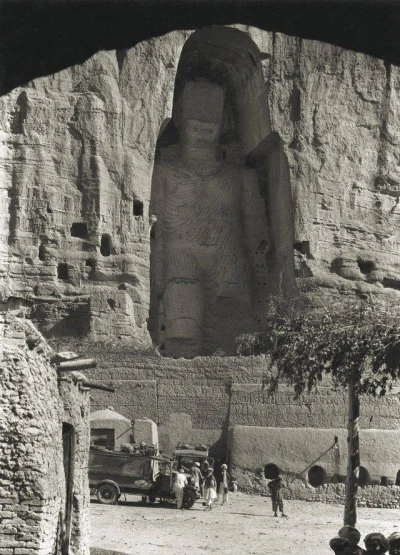 brusilow12 - @brusilow12: Wielki Budda na zdjęciu z 1931 r