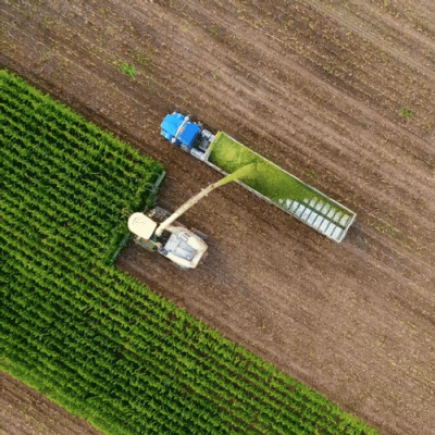 F.....x - #gif #maszynyrolnicze #rolnictwo #drony