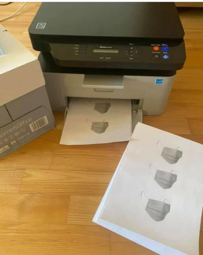 d.....0 - @kacpersyn: Ja już od tygodnia drukuję maseczki na swojej drukarce 2D, każd...