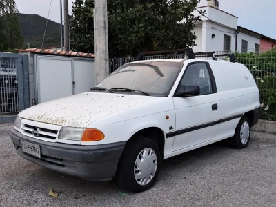 kotdodrzwi - @katolewak: Opel Astra Panel Van - nadwozie kiedyś popularne w USA, dziś...