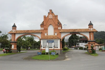 mateoaka - Kopia szczecińskiej bramy w Brazylii - miejscowość Pomerode. 

W małej m...