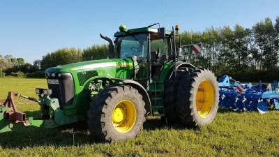 SzubiDubiDu - Ostatnio jechałem przez tereny rolnicze i widziałem traktor z tych wiel...