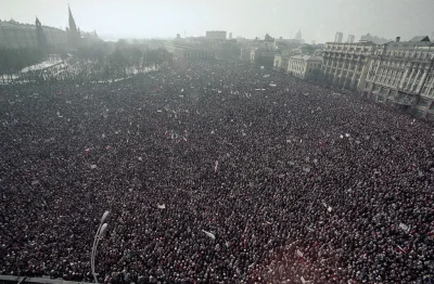Z.....y - Manifestacja setek tysięcy Rosjan na Placu Maneżowym w Moskwie, domagającyc...