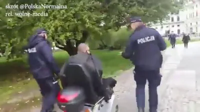 U.....e - Nie wiem czy było, Pan Leszek vs pięciu policjantów xD 
SPOILER
#heheszki...