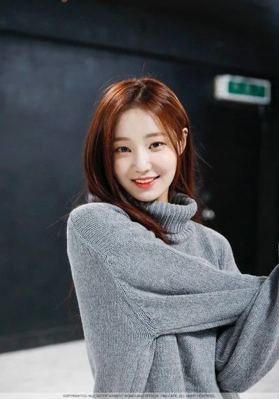 M.....m - #yeonwoo #momoland #koreanka #ladnadziewczyna #azjatki