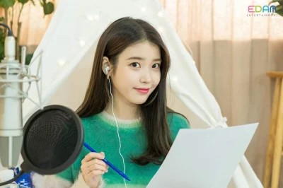 Transhumanista - #iu
#koreanka