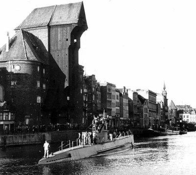 Zwiadowca_Historii - U-142 sfotografowany 17 października 1940 roku na Motławie w Gda...