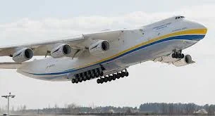 M.....n - Antonov225 to najdroższy w eksploatacji samolot towarowy.
Boeing 777 bierz...