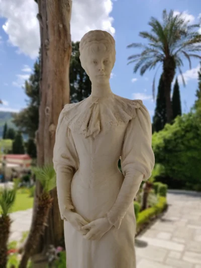 taxbwithu - To ja zostawiam tu moje zdjęcie z wycieczki na Korfu. W momencie rzeźbien...
