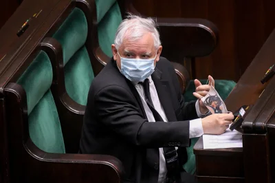 Ryptun - Kaczyński dostał maskę z kotkiem ( ͡° ͜ʖ ͡°)
SPOILER