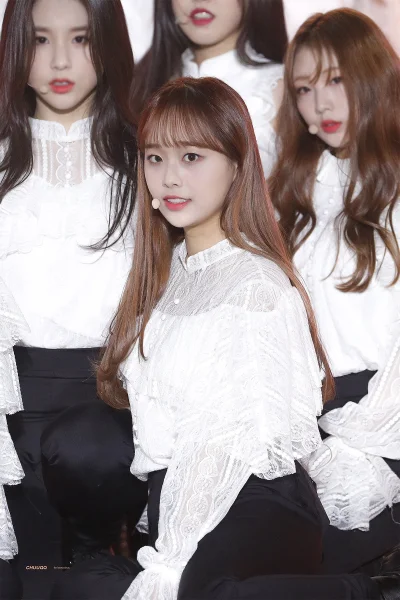 XKHYCCB2dX - #chuu #loona 
#koreanka