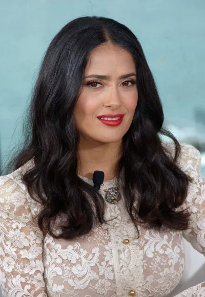 Chlodny_Pokerzysta - Salma Hayek patrzy na ciebie z zażenowaniem za to że wolisz podr...