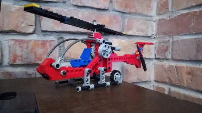 panborsuk - Cześć, przed Wami zestaw Lego Technic 8812 - Aero Hawk II z 1994 roku:) 
...