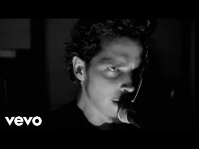 niebieskieniebo - ( ͡° ʖ̯ ͡°)

Soundgarden - Fell On Black Days

#muzyka #grunge ...
