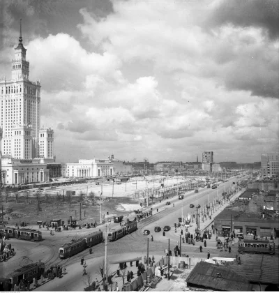 adrian_ru - Siemaszko Zbyszko 1954-55 

#Warszawa #starawarszawa #prl #starezdjecia...