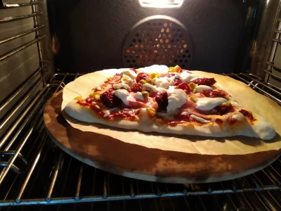 Maaako - Dzisiejsze placki ;)

#gotujzwykopem #pizza 


Reszta w komentarzach