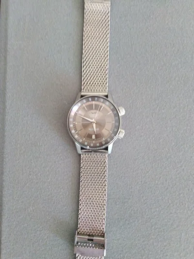 jarezz - Zmieniłem pasek w swoim #vostokeurope

#watchboners #zegarkiboners #zegarki