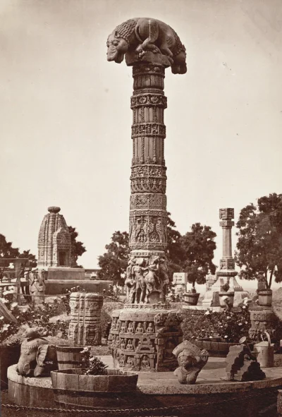 myrmekochoria - Rzeźba w forcie Gwalior, Indie XIX wiek

#starszezwoje - tag ze sta...
