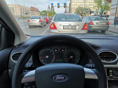 errorek95 - #motoryzacja #ford #szczecin #heheszki
Poczułem się troche osaczony ( ͡°...