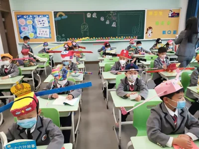 andrzej67 - Macie dzieciaki zrobione już czapeczki potrzebne do szkoły?
#koronawirus