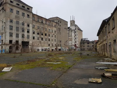 duga - Zawsze lubiłem od dzieciństwa stare fabryki :-) Nie wiem czemu, ale cóż... Moż...