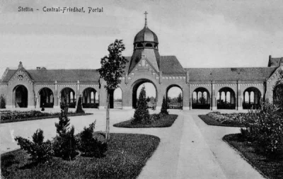 SzycheU - Brama główna Cmentarza Centralnego ,1914 rok.
#szczecin #staryszczecin