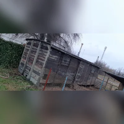 JanParowka - Przeglądam se ogłoszenia a tu wagon, którym wożono ludzi do Auschwitz 
...