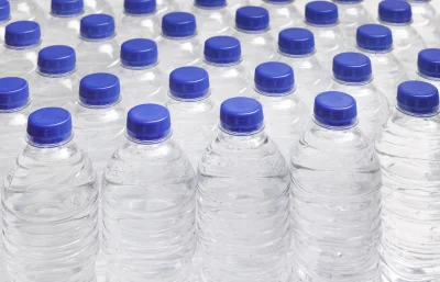 CzerstwaBulka - Jak mozna kupowac wode butelkowana przeciez macie z kranu za darmo