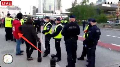 Vel_Makarena - Warto nadmienić o policjantach w cywilu na proteście. Jednym z nich by...