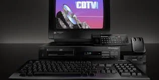 Lardor - Kiedyś mój wujek miał taką konsole Commodore CDTV, niestety jak tam u niego ...