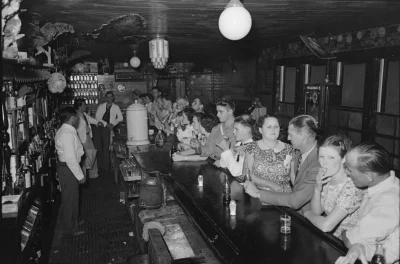 myrmekochoria - Bar w Raceland, Luizjana, Wrzesień 1938.

#starszezwoje - tag ze st...