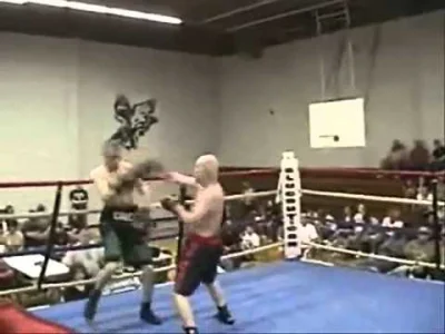 witulo - Obejrzyjcie sobie jego profesjonalną walkę jak uciekał z ringu gdy wiedział,...