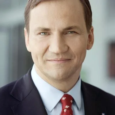 zrobilemkupewmajty - RADOSŁAW SIKORSKI PRAWDZIWY MĄŻ STANU. PREZYDENT ZA KTÓREGO NIE ...