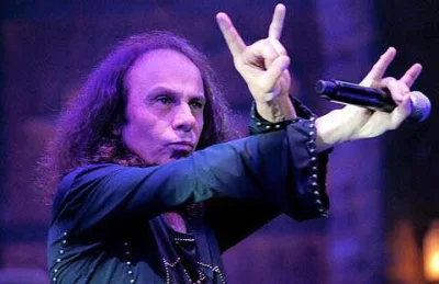 metalnewspl - 10 lat temu odszedł Ronnie James Dio. Ja go nazywam małym, wielkim czło...